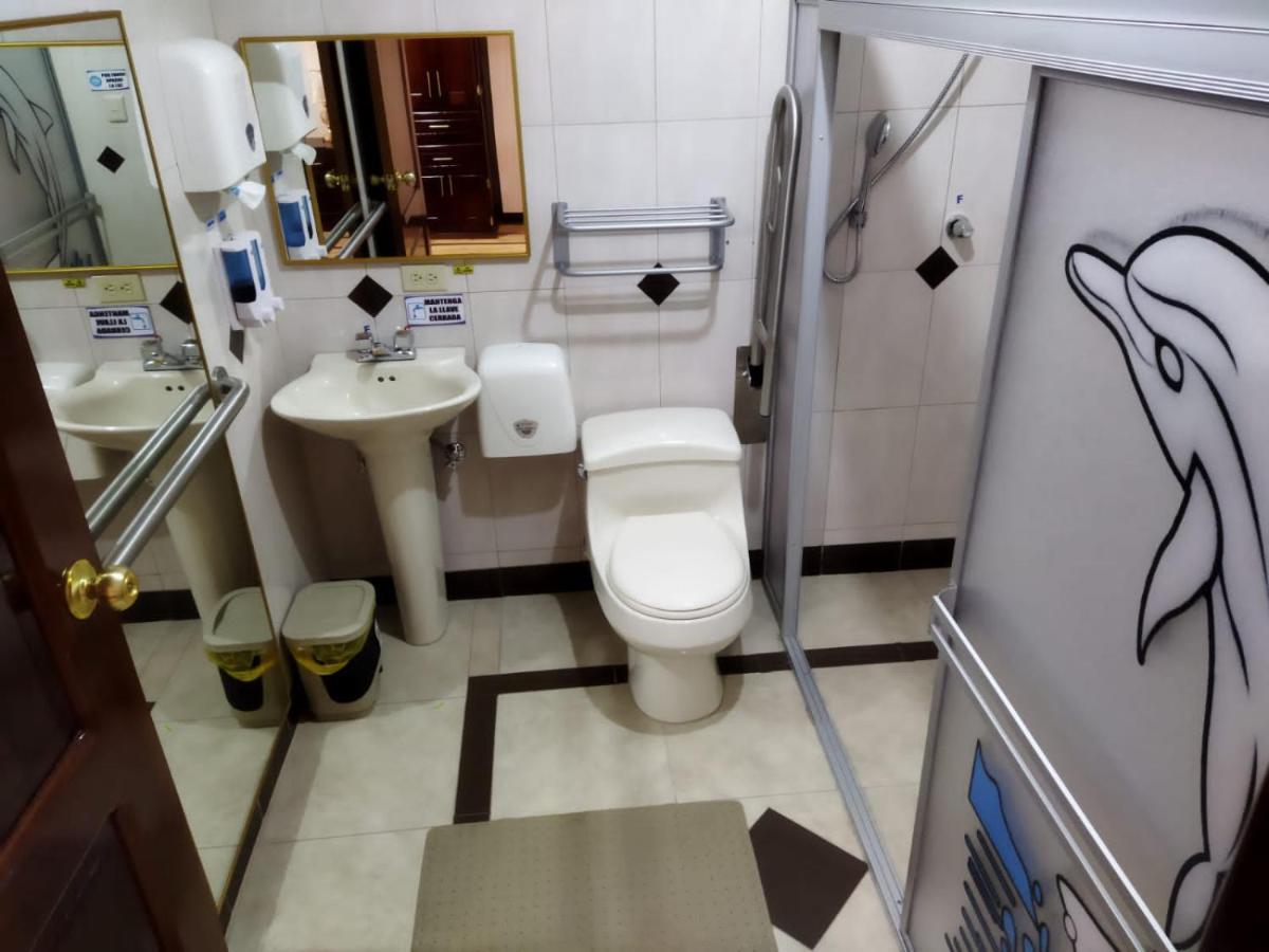 Hotel Velanez Suite Riobamba Buitenkant foto