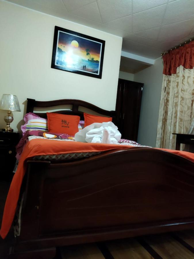 Hotel Velanez Suite Riobamba Buitenkant foto