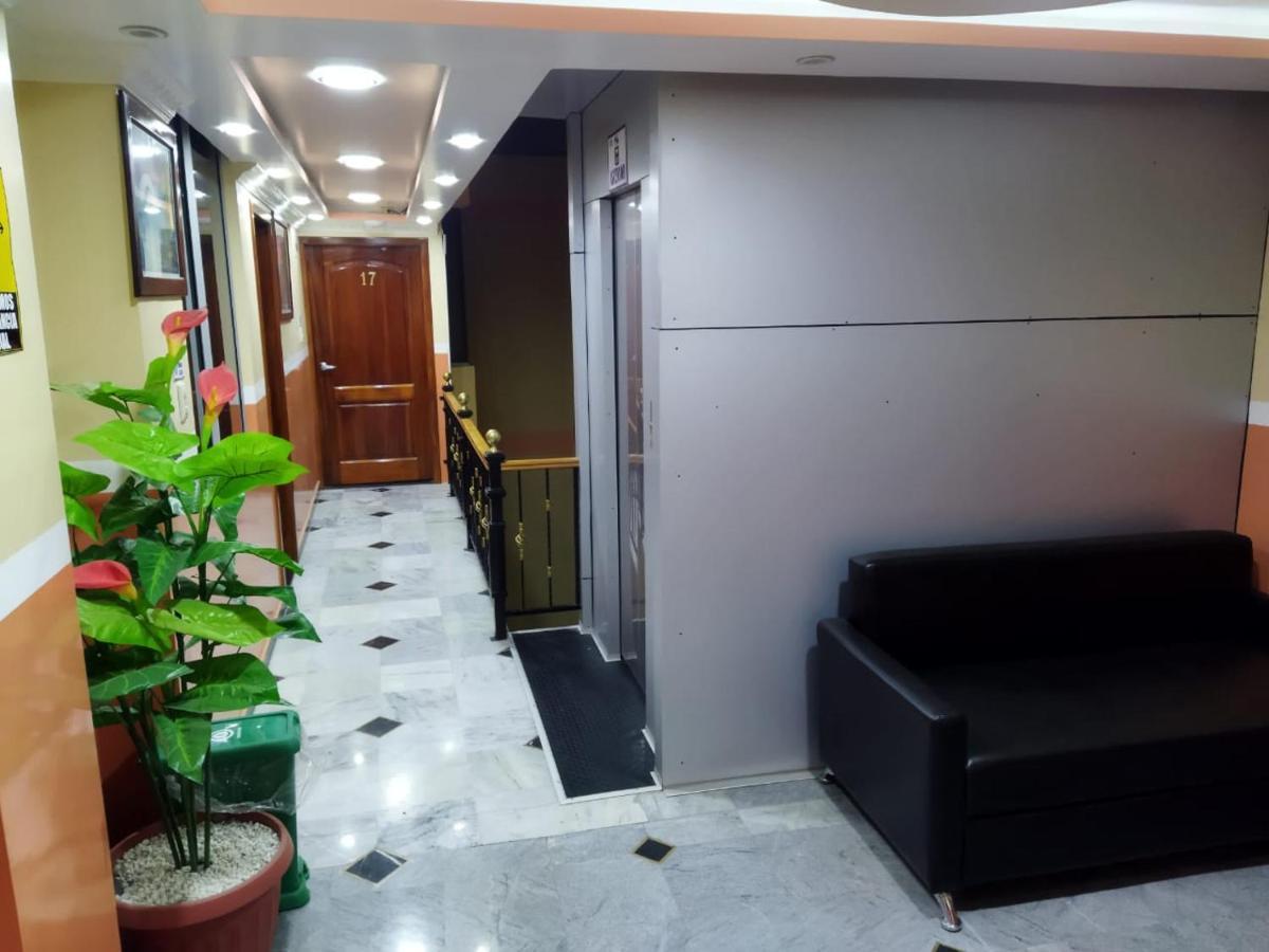 Hotel Velanez Suite Riobamba Buitenkant foto