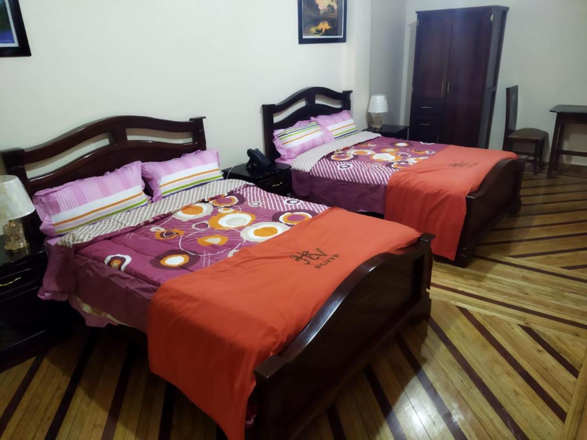 Hotel Velanez Suite Riobamba Buitenkant foto