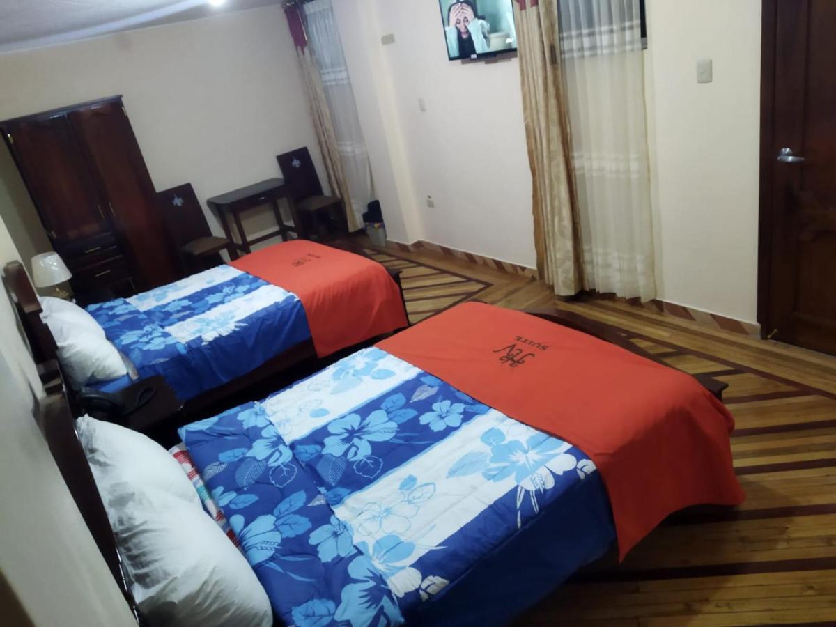 Hotel Velanez Suite Riobamba Buitenkant foto