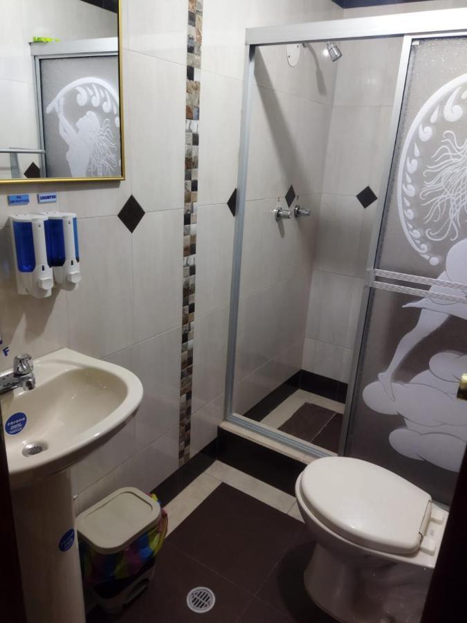 Hotel Velanez Suite Riobamba Buitenkant foto